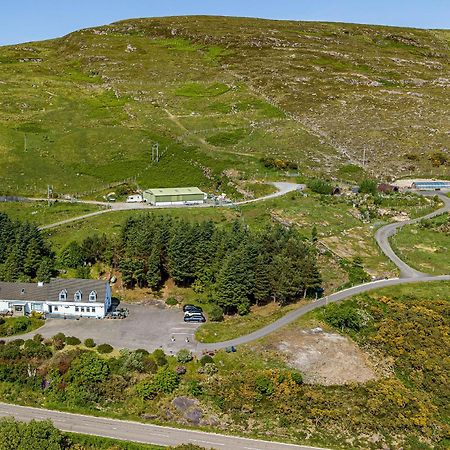 Lochbroom Lodge Уллапул Экстерьер фото
